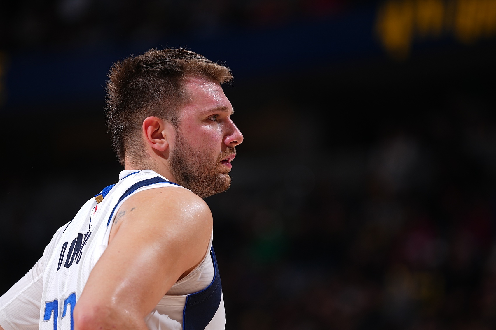  截止日揭示NBA商业本质：球员与球队皆可背叛 球迷或成最大输家